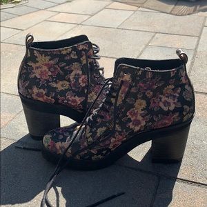 Floral Steve Madden booties